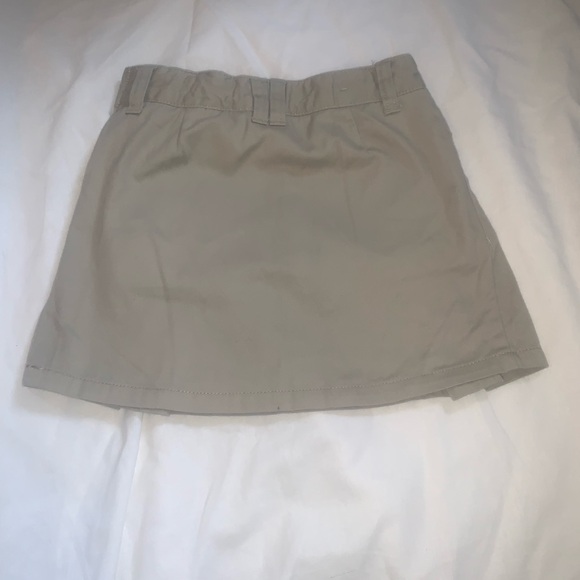 7 Piece Girls 4-5T Beige Khaki Uniform Set - Picture 9 of 15